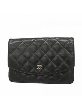 Chanel Clutch Quilted Lambskin Black Silver